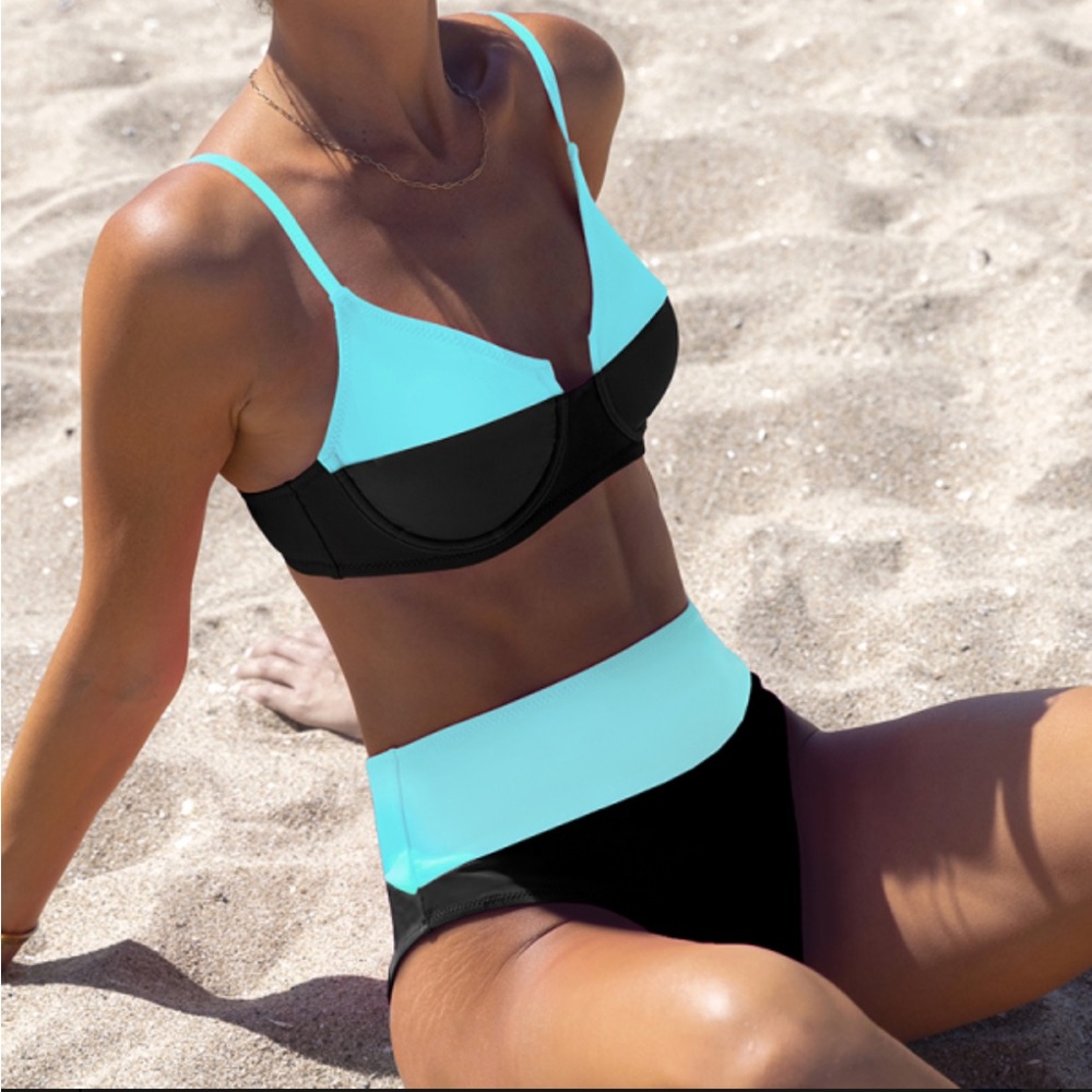 Popvil swimsuit NWT large